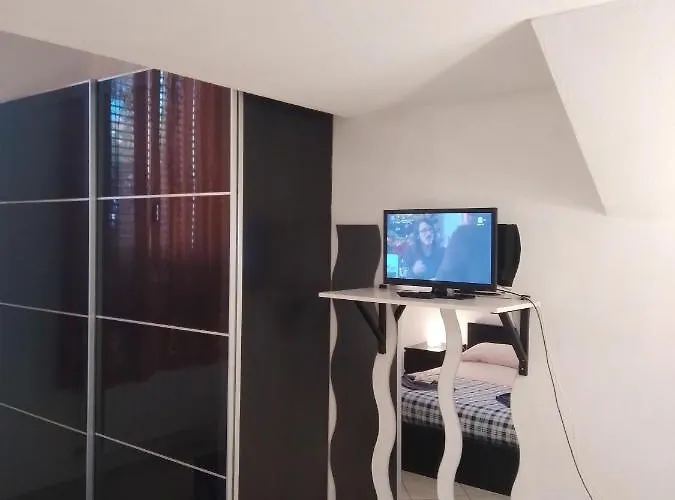 아파트 Erbosa-fiera 1 볼로냐