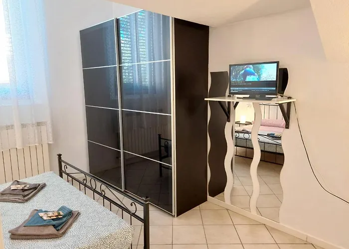 아파트 Erbosa-fiera 1 볼로냐